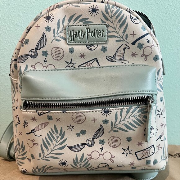 WIZARDING WORLD HARRY POTTER BACKPACK